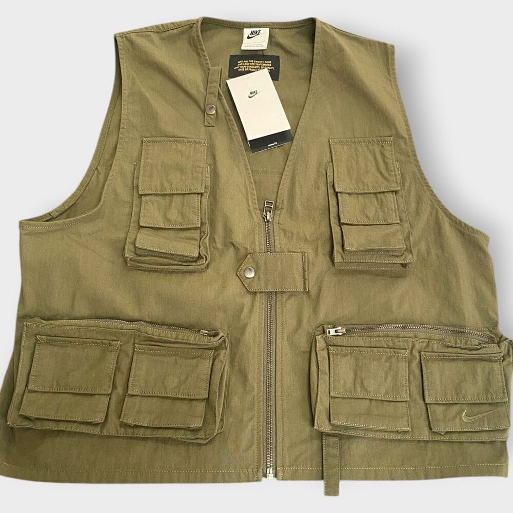 Nike Life Utility Vest Green Multi Pocket Tactical Fishing FN3214-325 Size S New